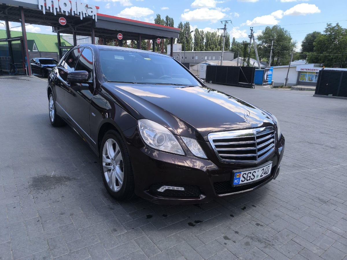 Mercedes-Benz E-Class 2009