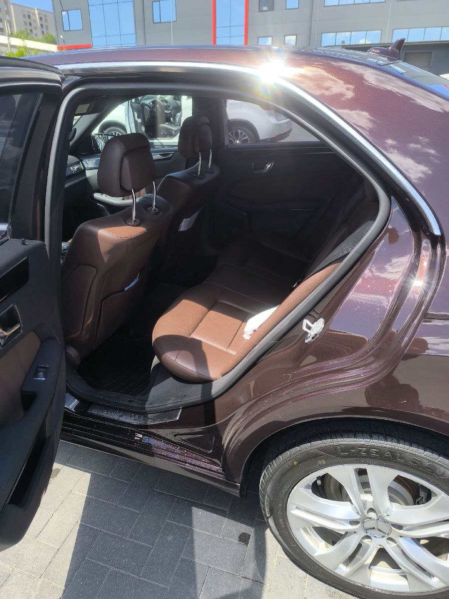 Mercedes-Benz E-Class 2009