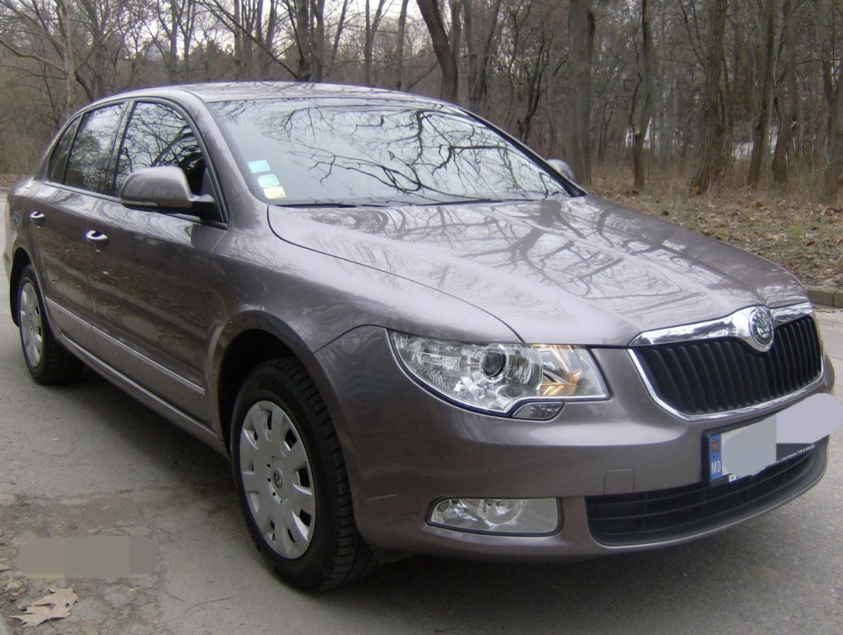 Skoda Superb 2012