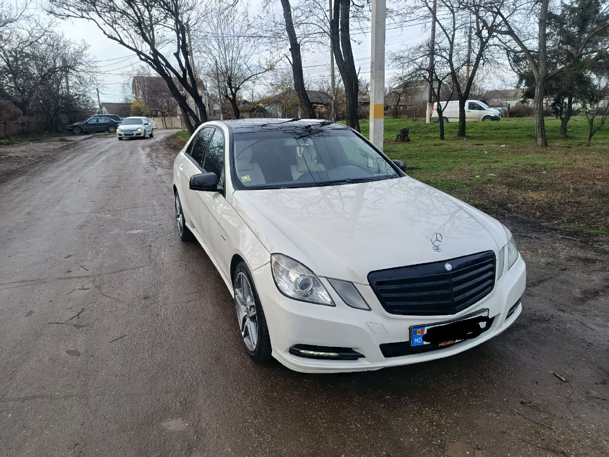 Mercedes E-Class 2010