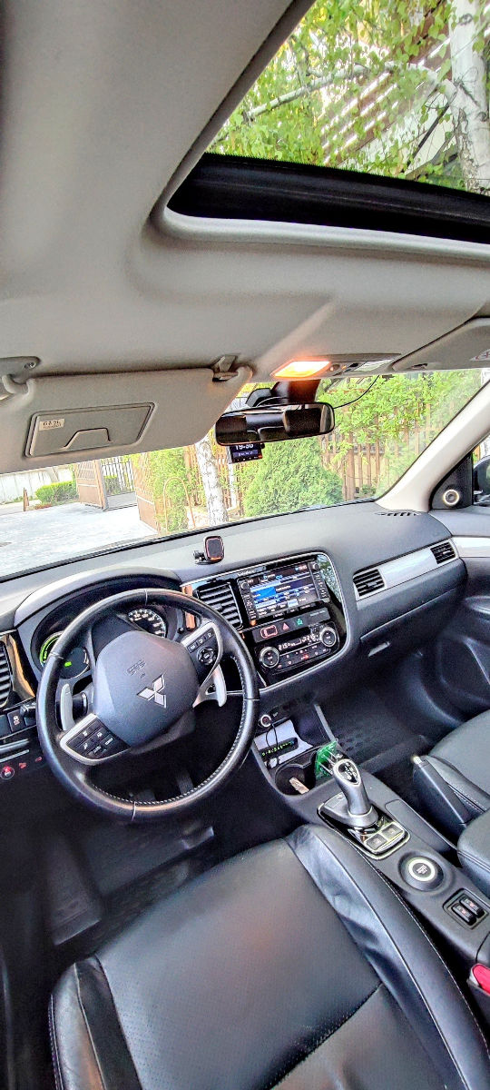 Mitsubishi Outlander 2014