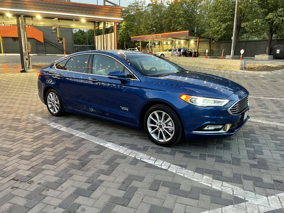 Ford Fusion 2016