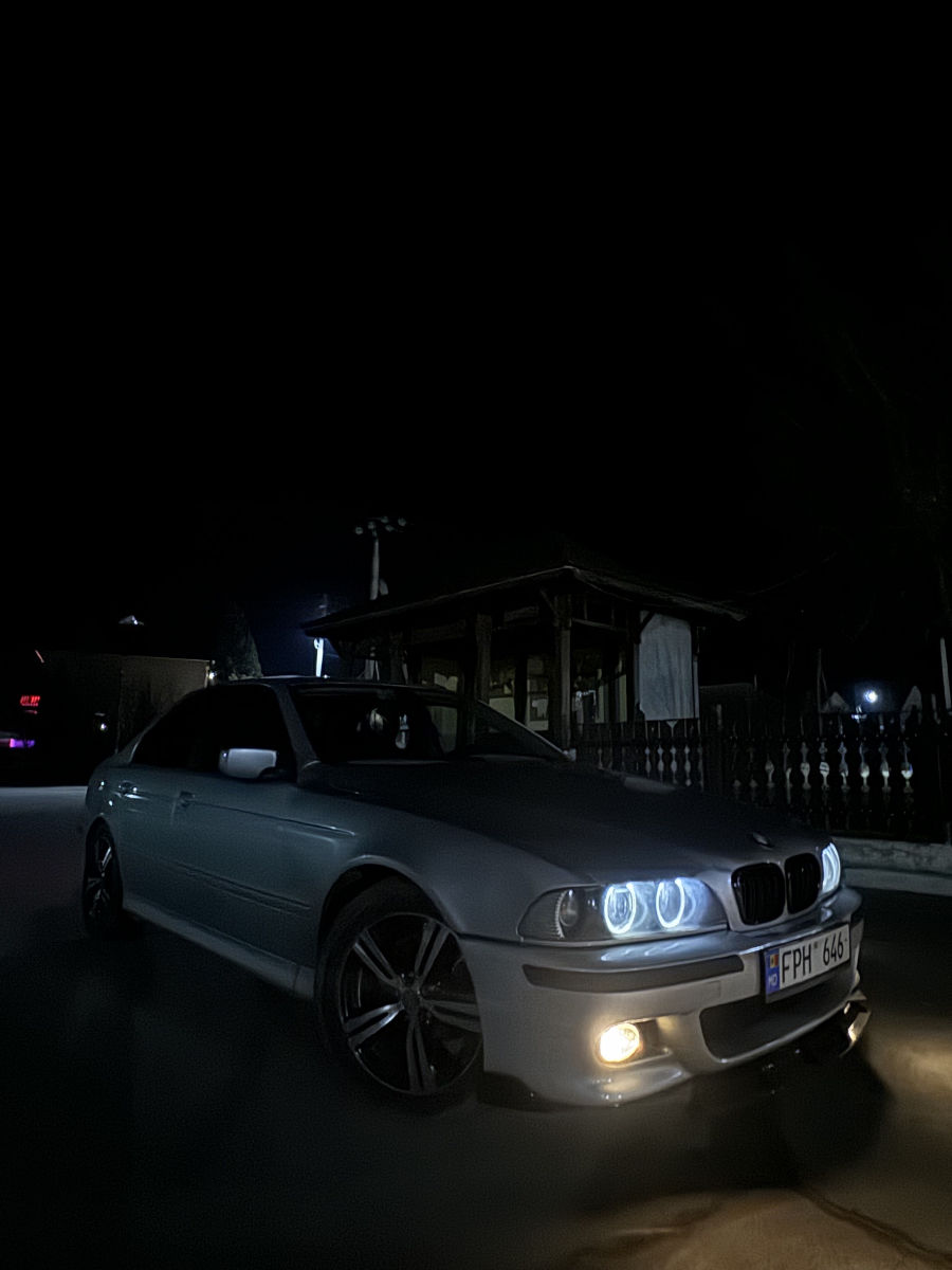 BMW 5 Series 2000