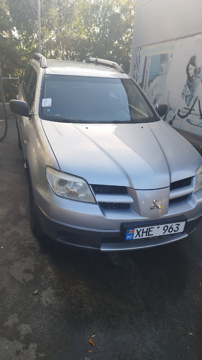 Mitsubishi Outlander 2009
