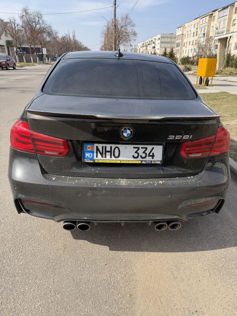BMW 328 2015