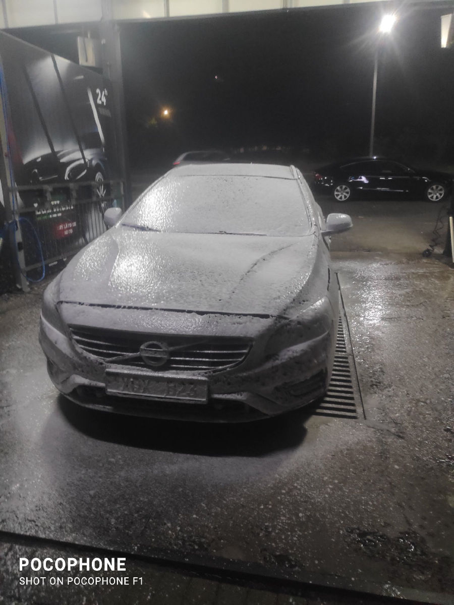 Volvo V60 2015