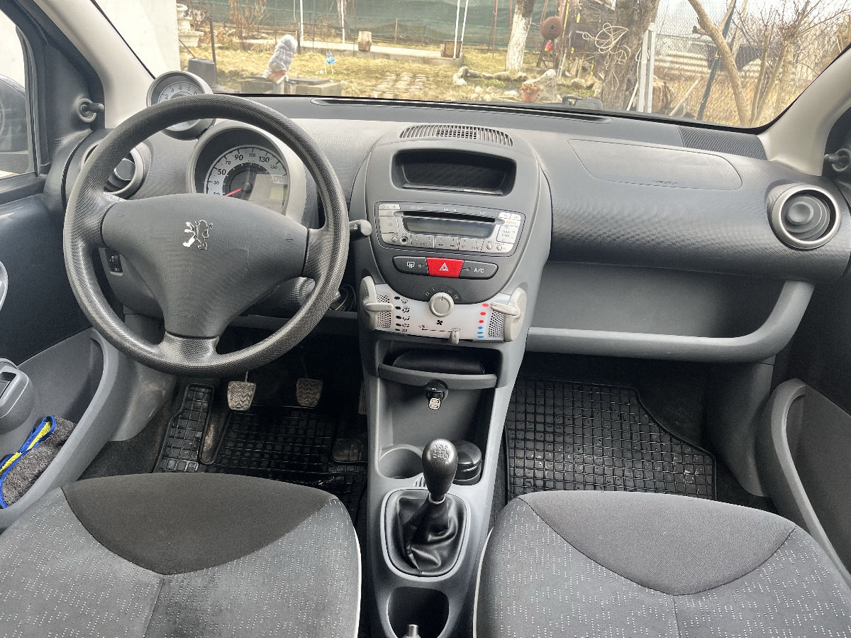 Peugeot 107 2011
