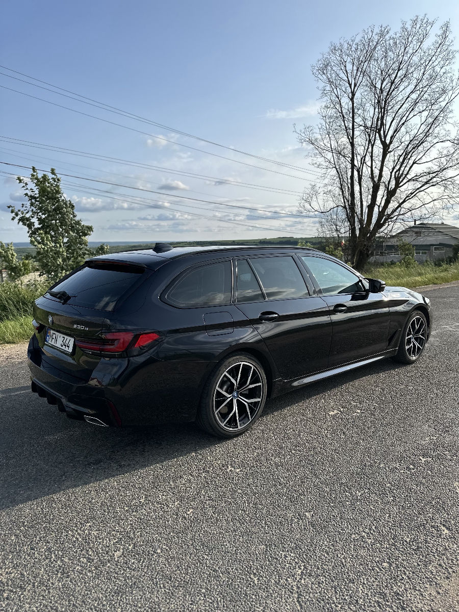 BMW 5 Series 2021