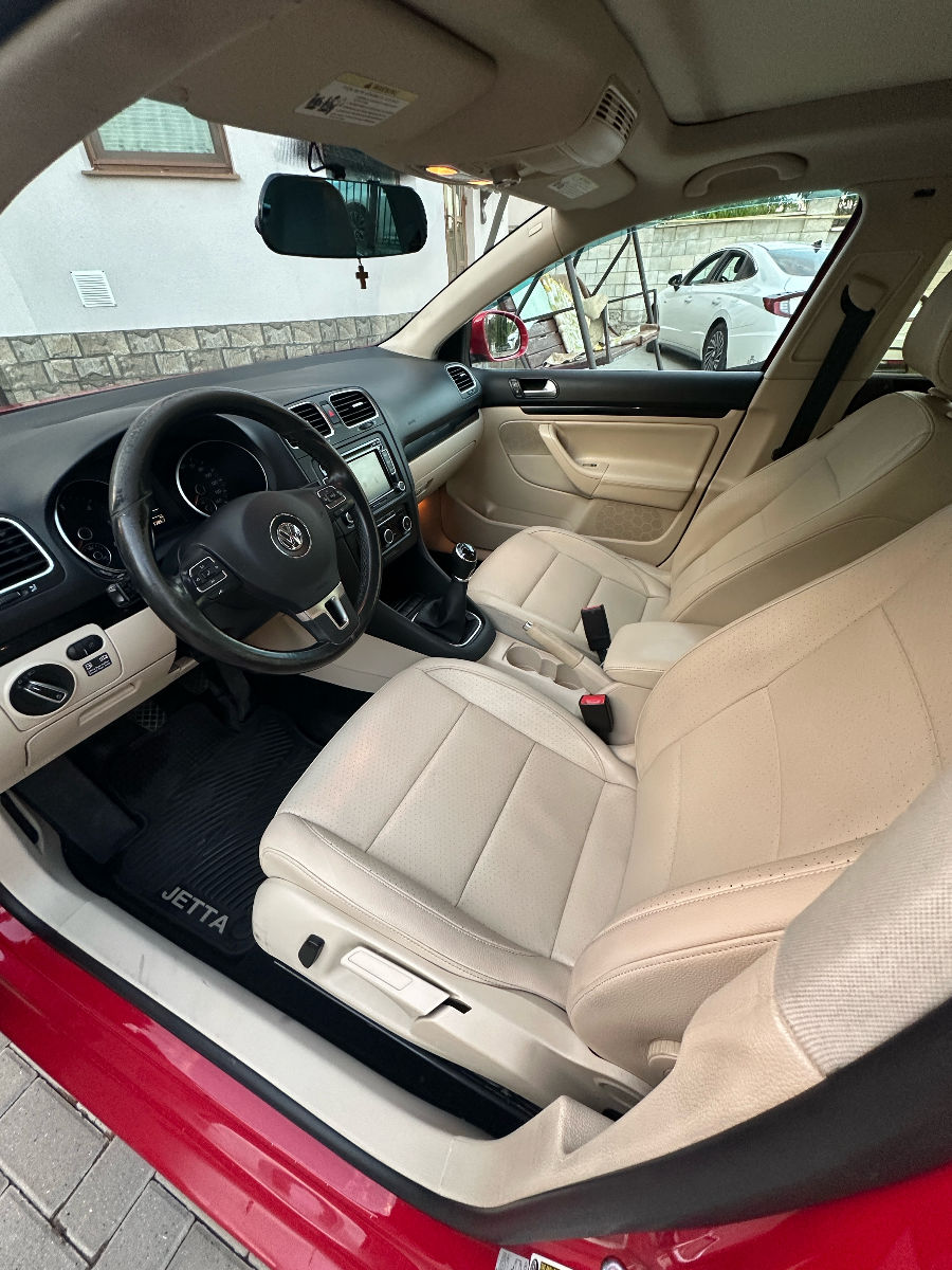 Volkswagen Jetta 2012