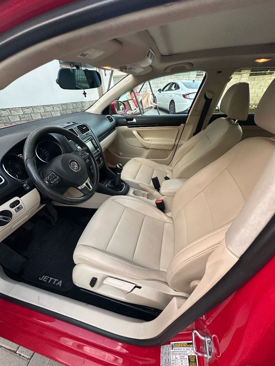 Volkswagen Jetta 2012