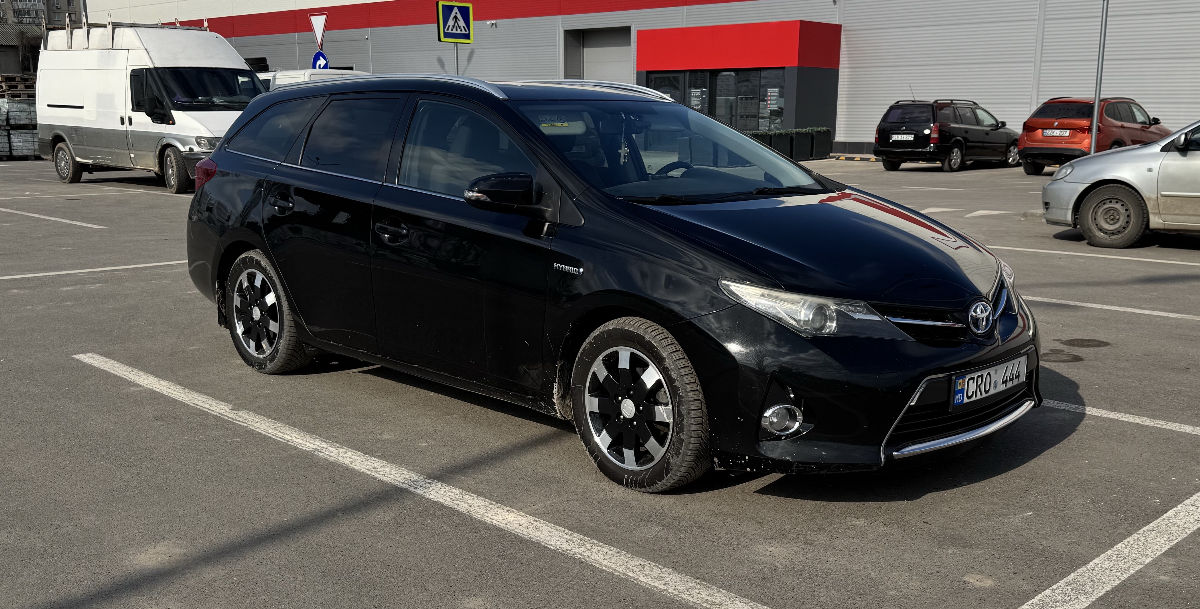 Toyota Auris 2014