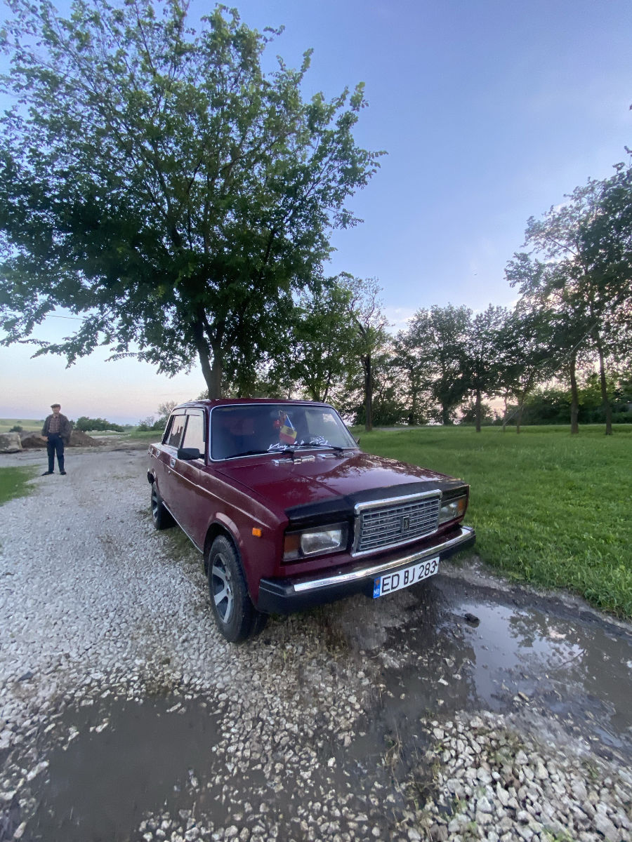 Lada 2107 1998