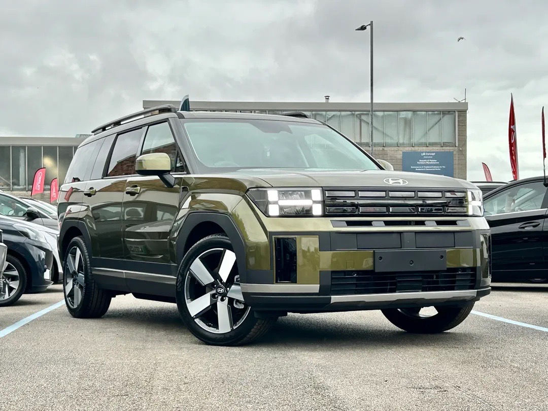 Hyundai Santa Fe 2025
