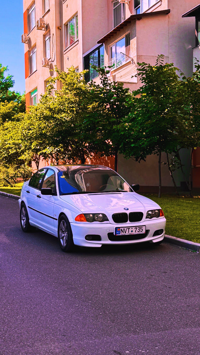BMW 3 Series 2000