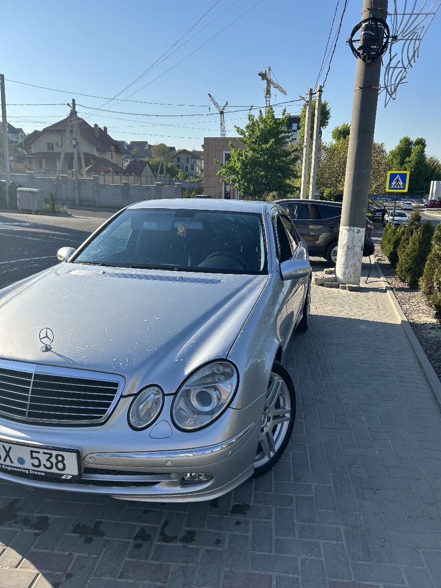 Mercedes E-Class 2006