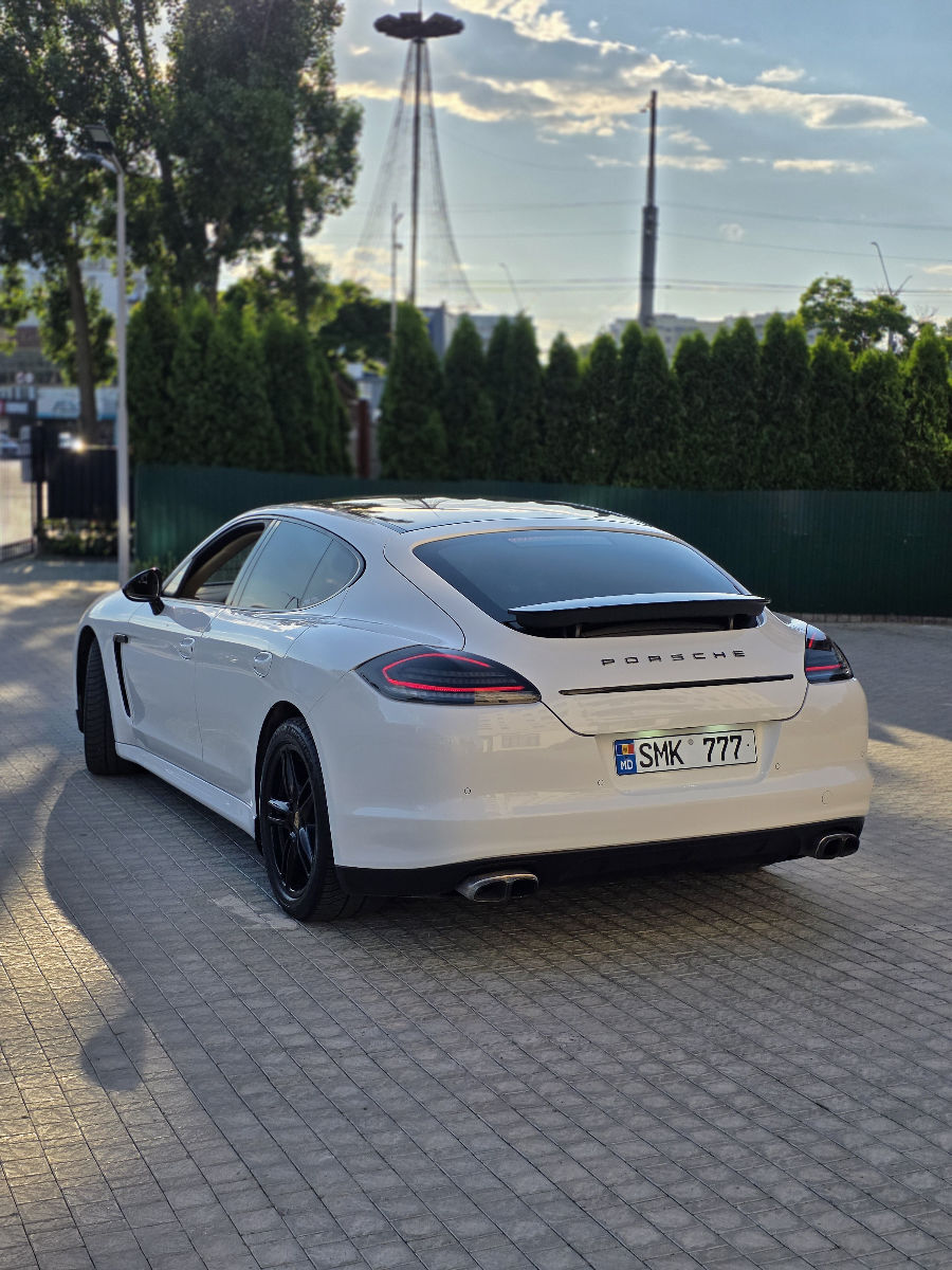Porsche Panamera 2010