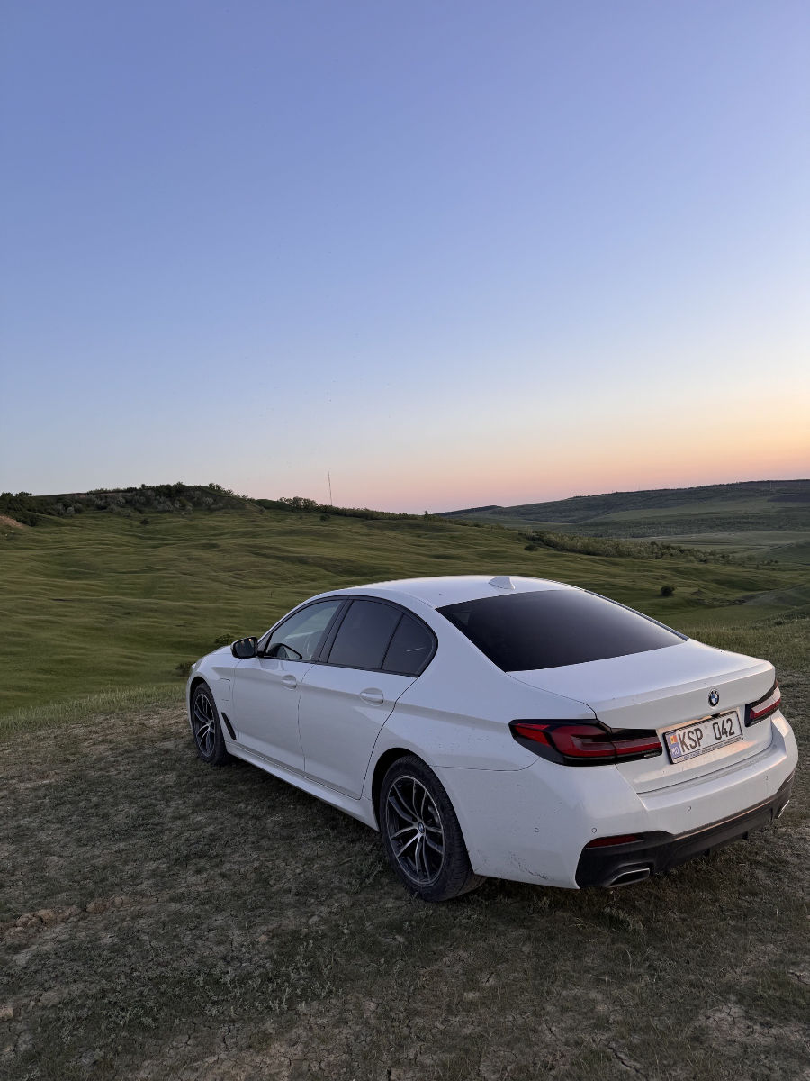 BMW 5 Series 2021
