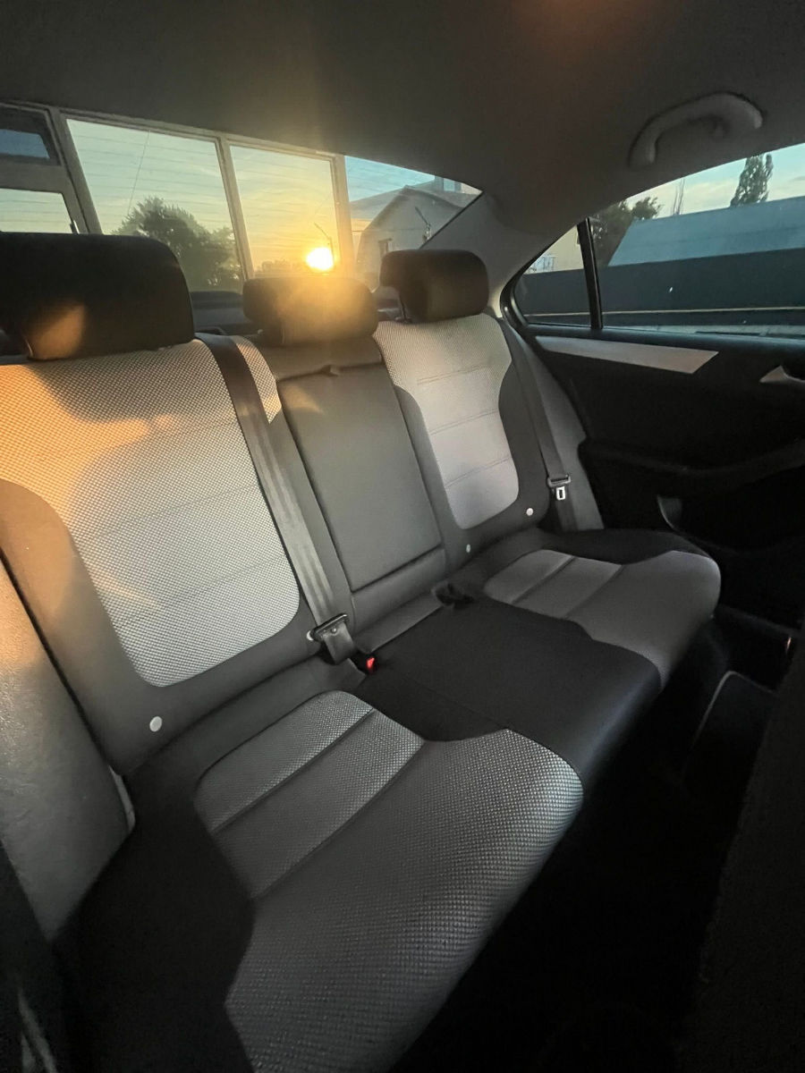 Volkswagen Jetta 2013