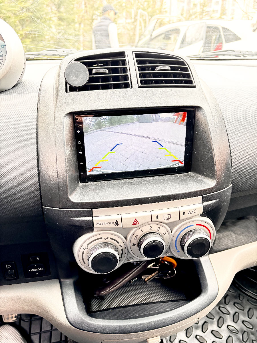 Daihatsu Sirion 2005