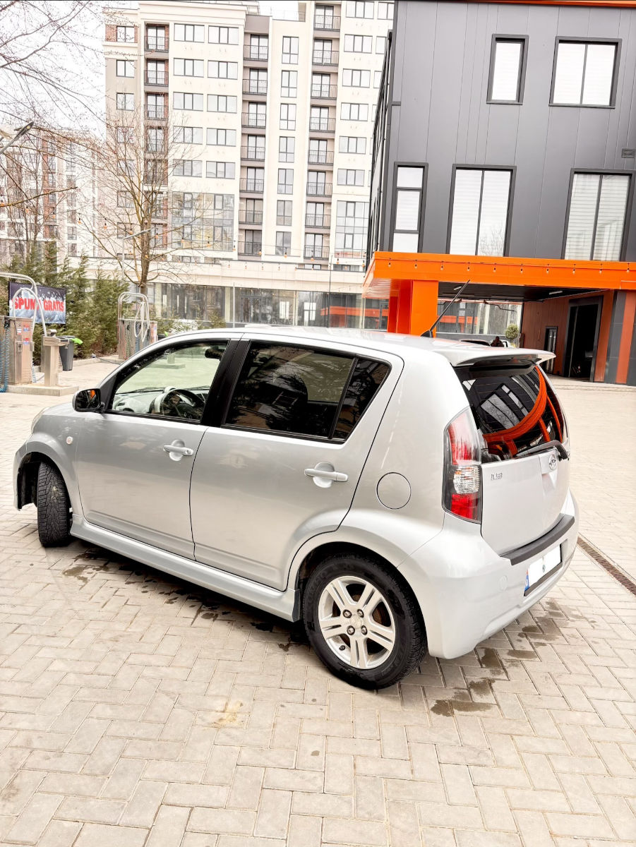 Daihatsu Sirion 2005