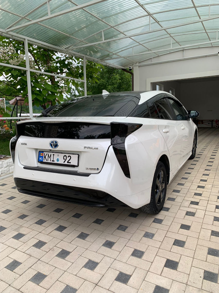 Toyota Prius 2016