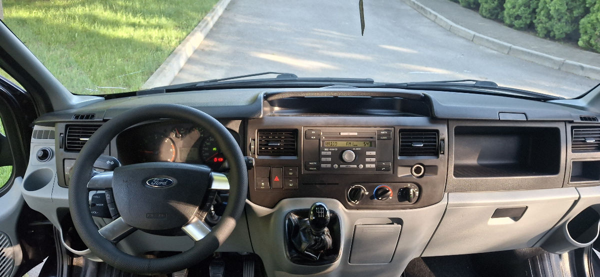 Ford Transit 2012