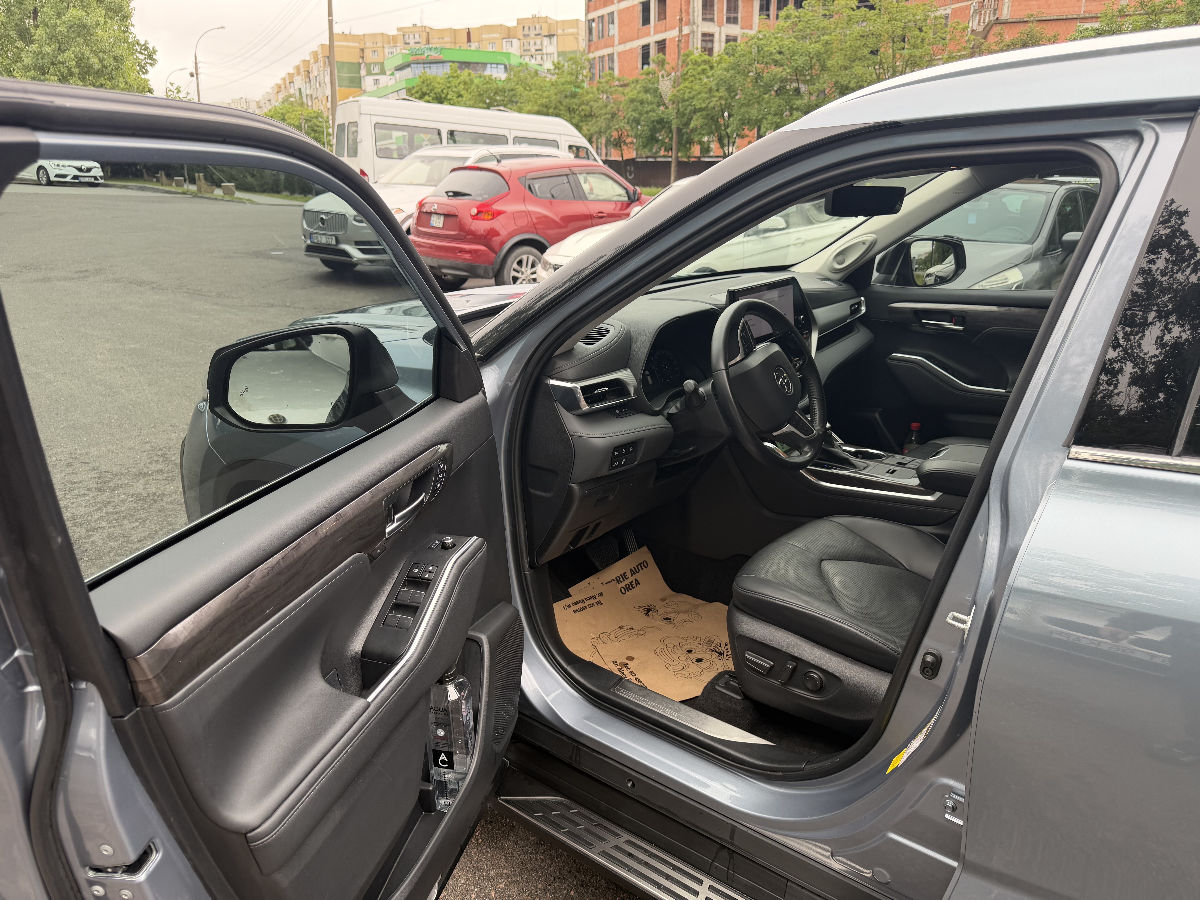 Toyota Highlander 2023