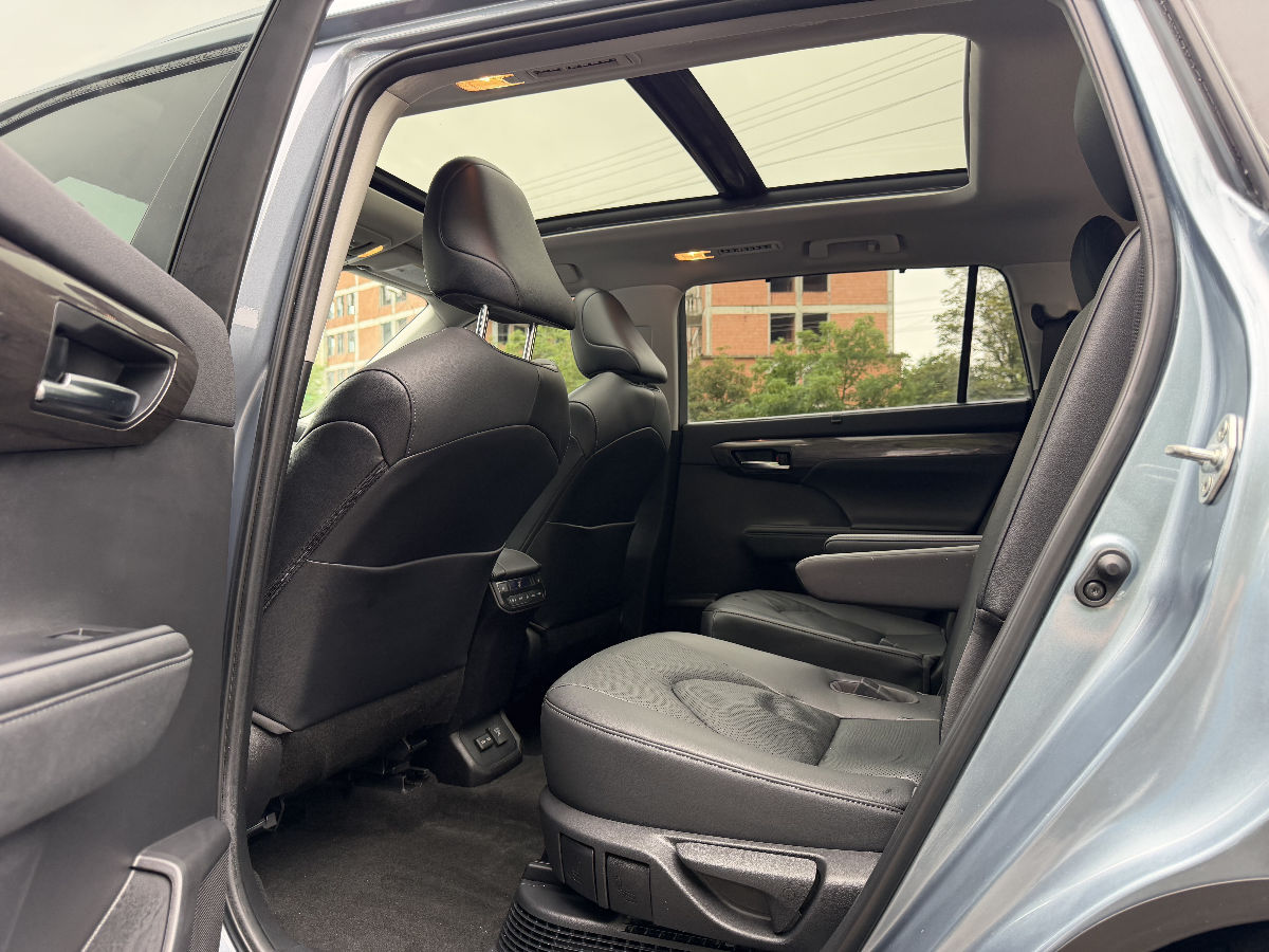 Toyota Highlander 2023