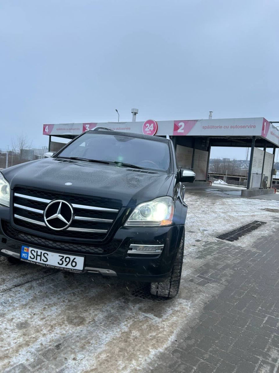 Mercedes GL-Class 2010