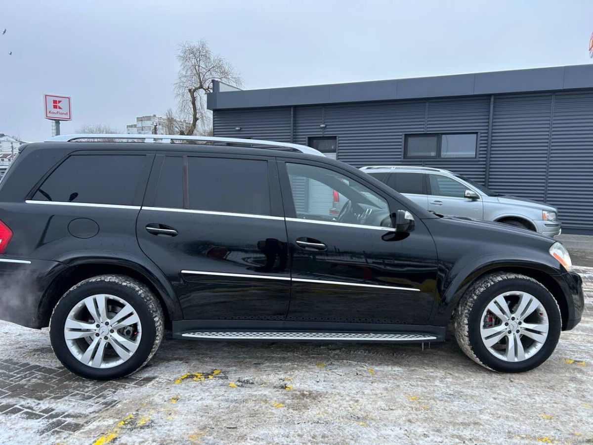 Mercedes GL-Class 2010