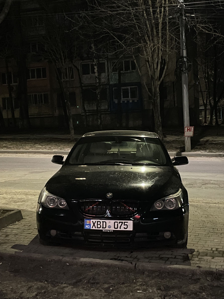 BMW 5 Series 2004
