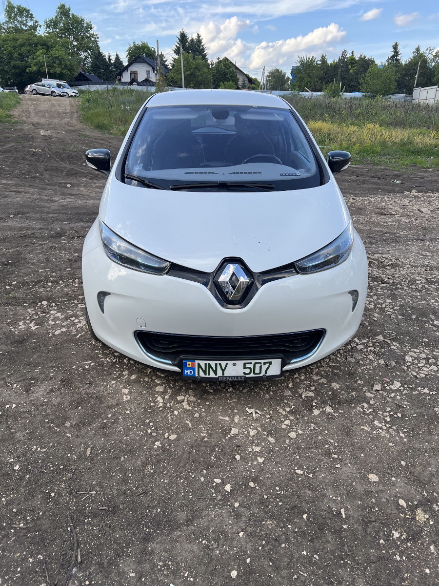 Renault Zoe E-Tech 2013