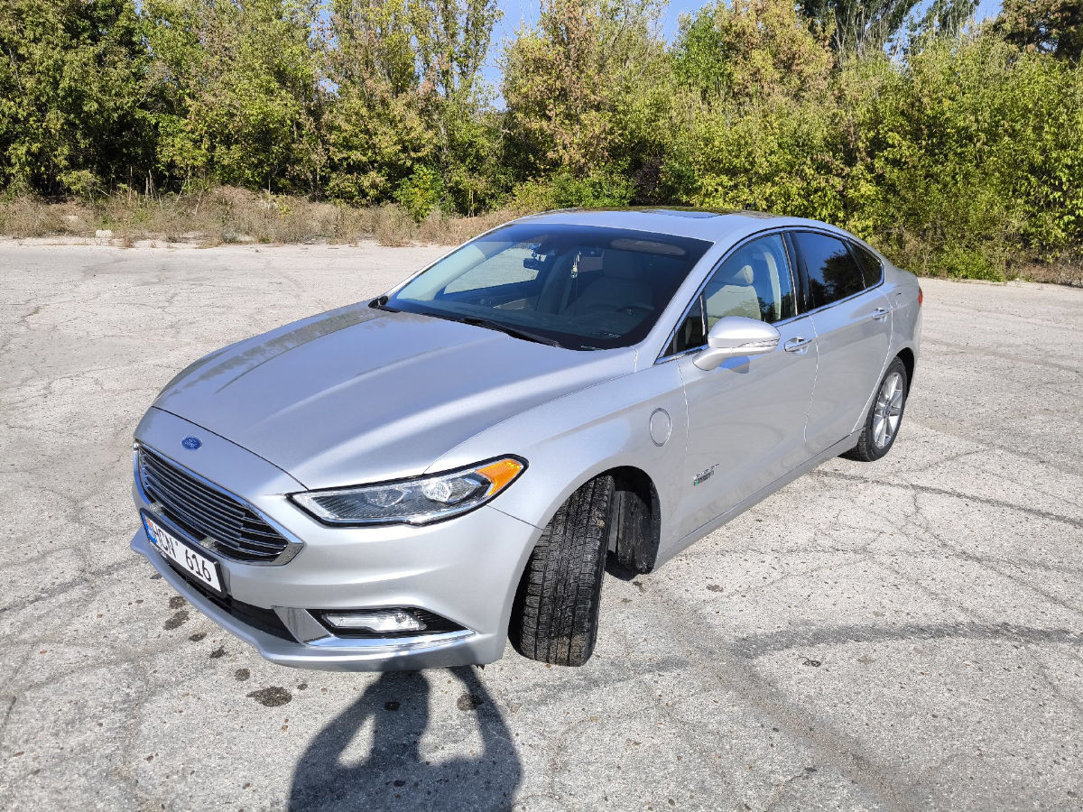 Ford Fusion 2016
