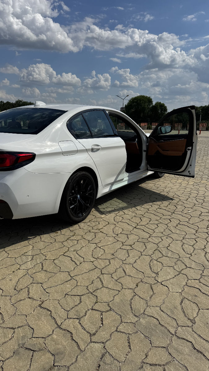 BMW 5 Series 2022