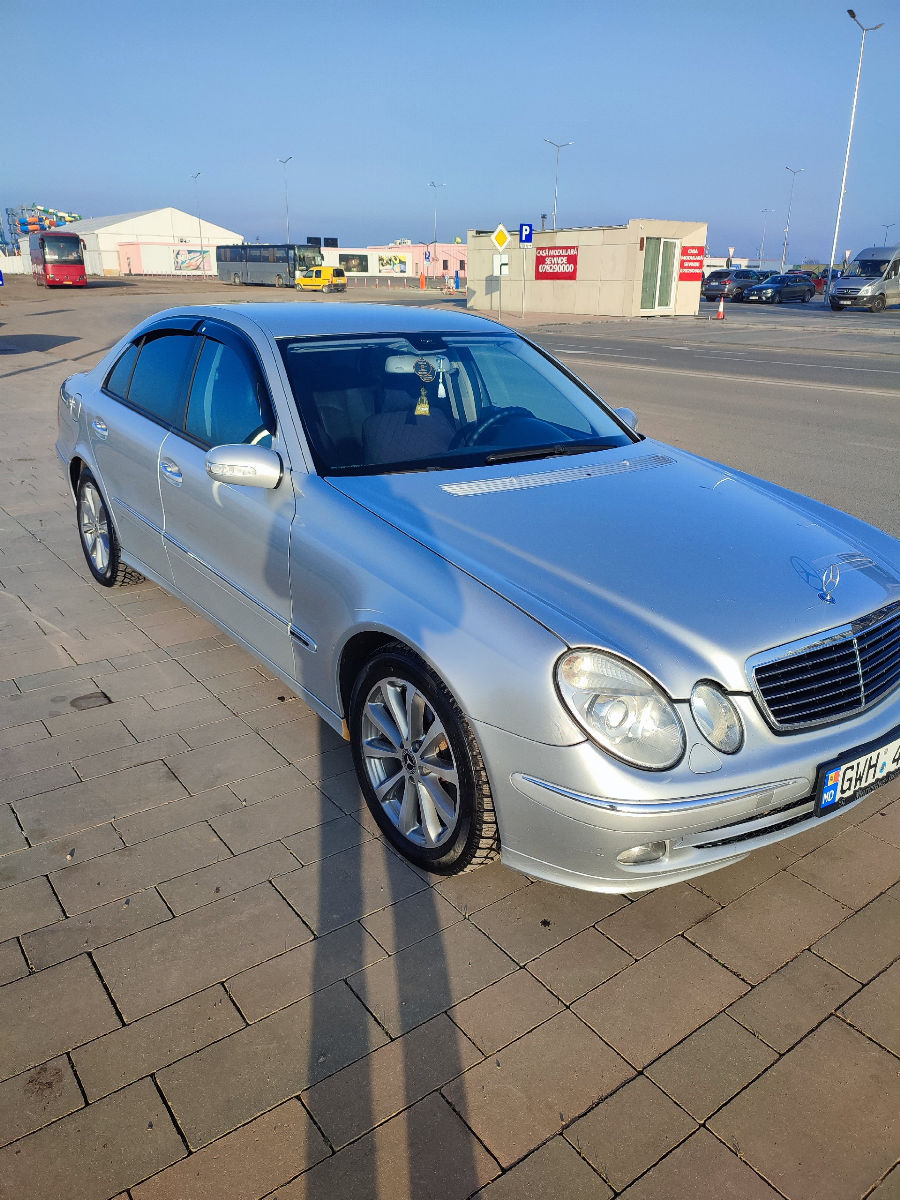 Mercedes E-Class 2006