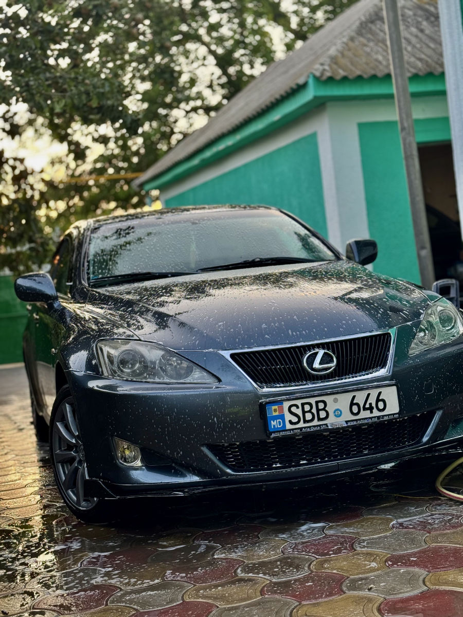 Lexus IS 2006