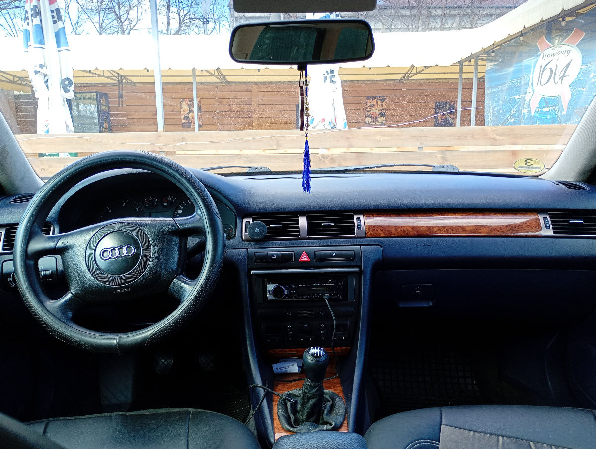 Audi A6 2000