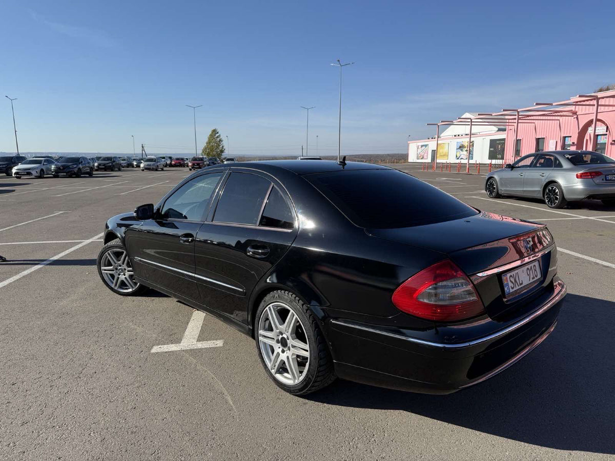 Mercedes E-Class 2009