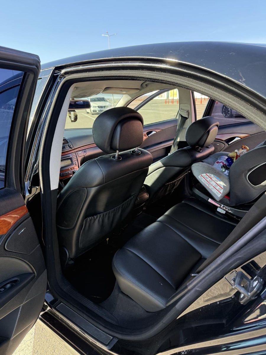 Mercedes E-Class 2009