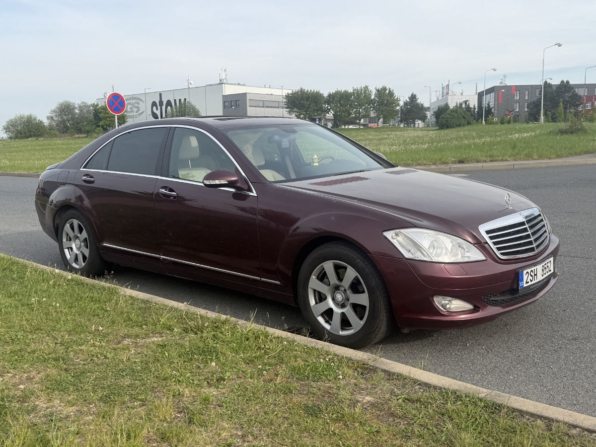 Mercedes S-Class 2007
