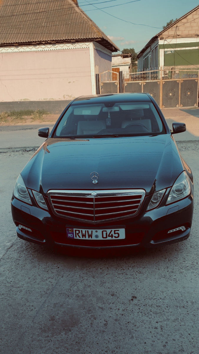 Mercedes E-Class 2010