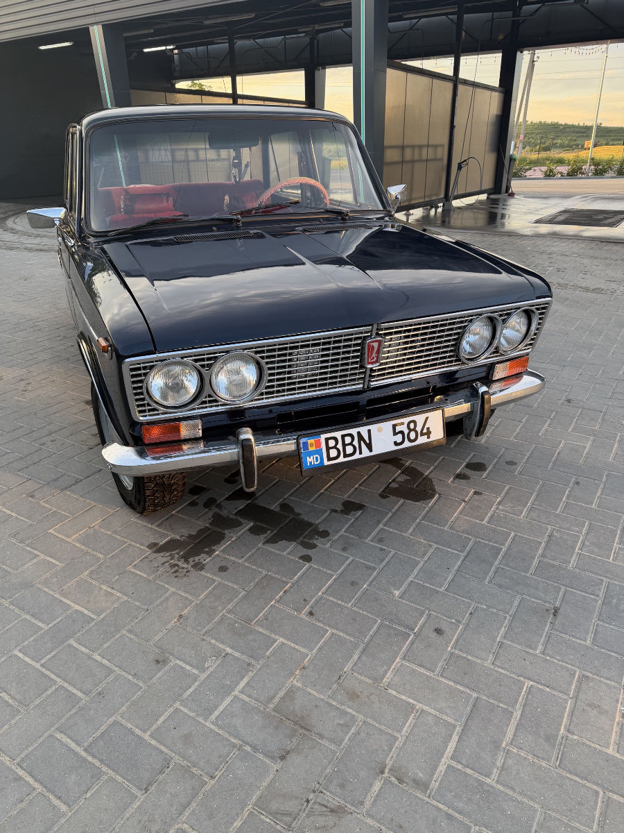 Lada 2103 1982