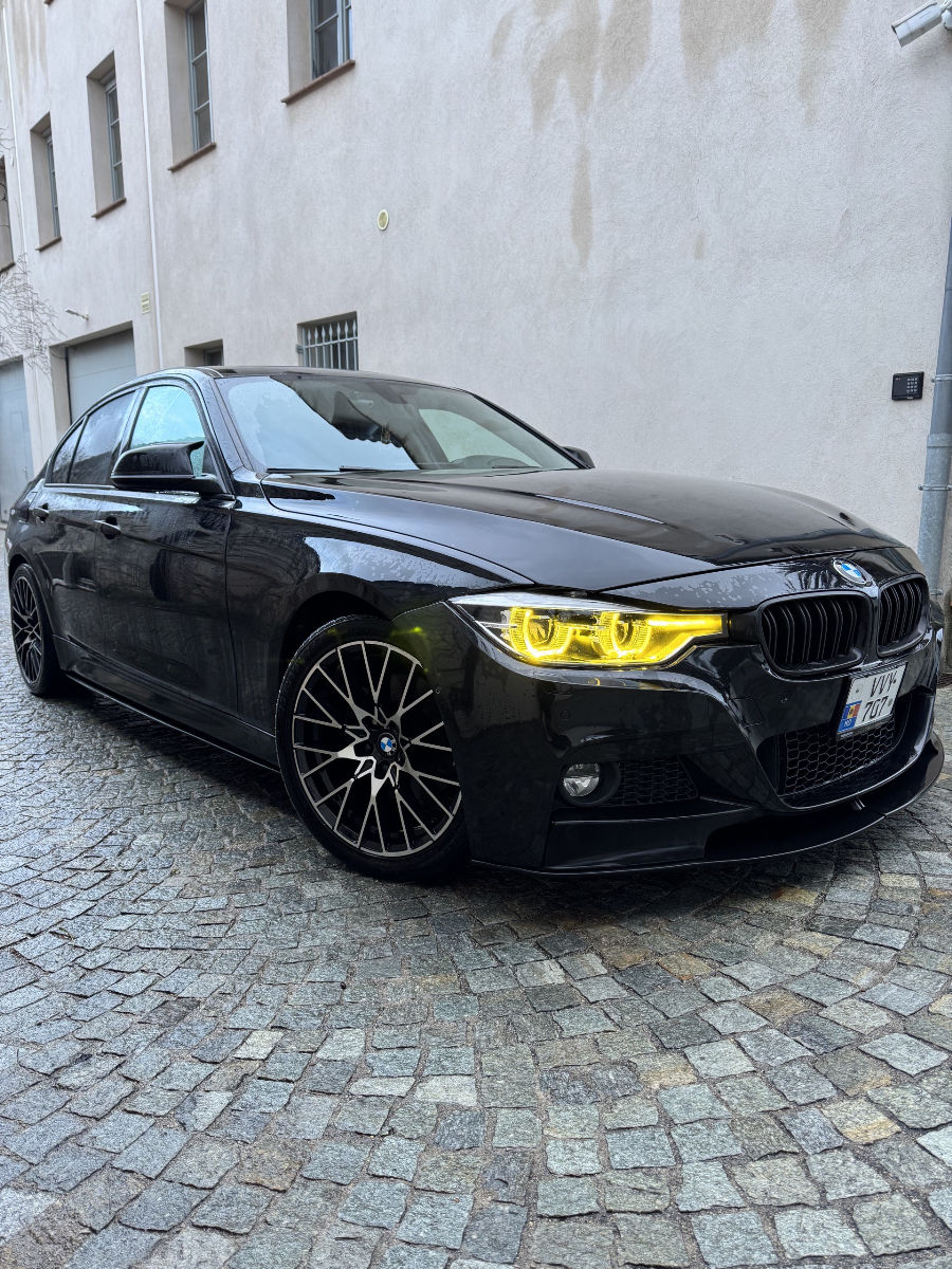 BMW 328 2013