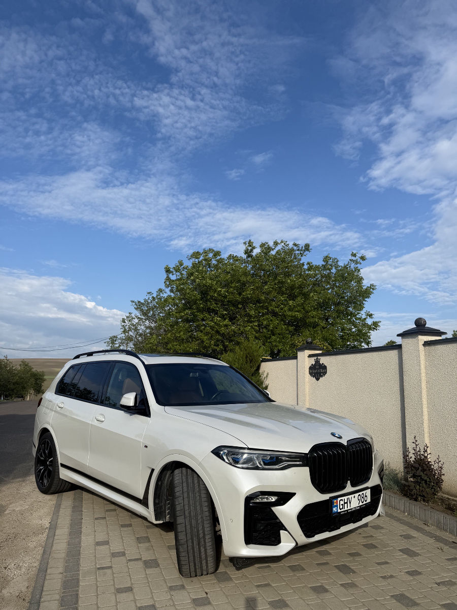 BMW X7 2022