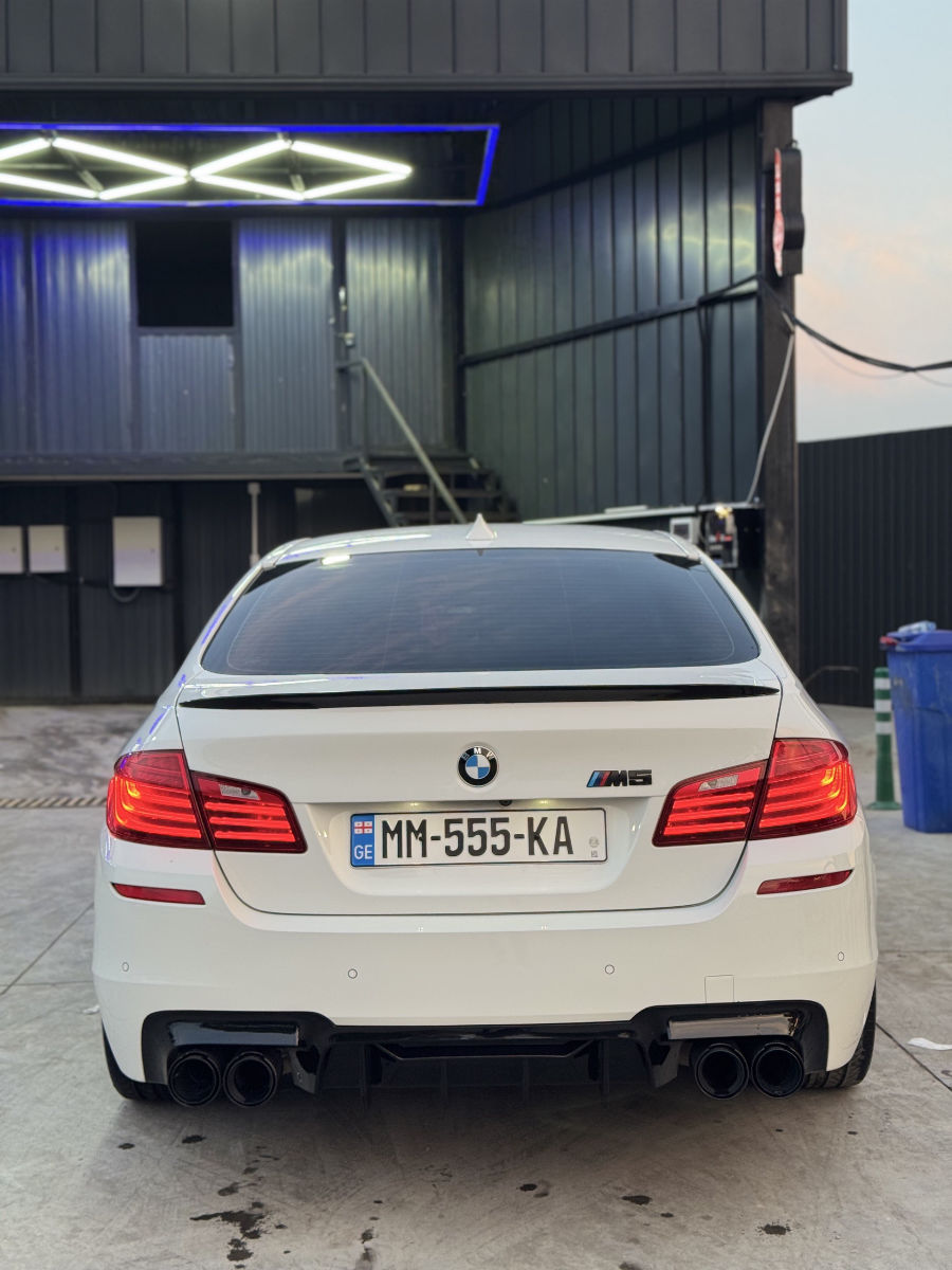 BMW M5 2014