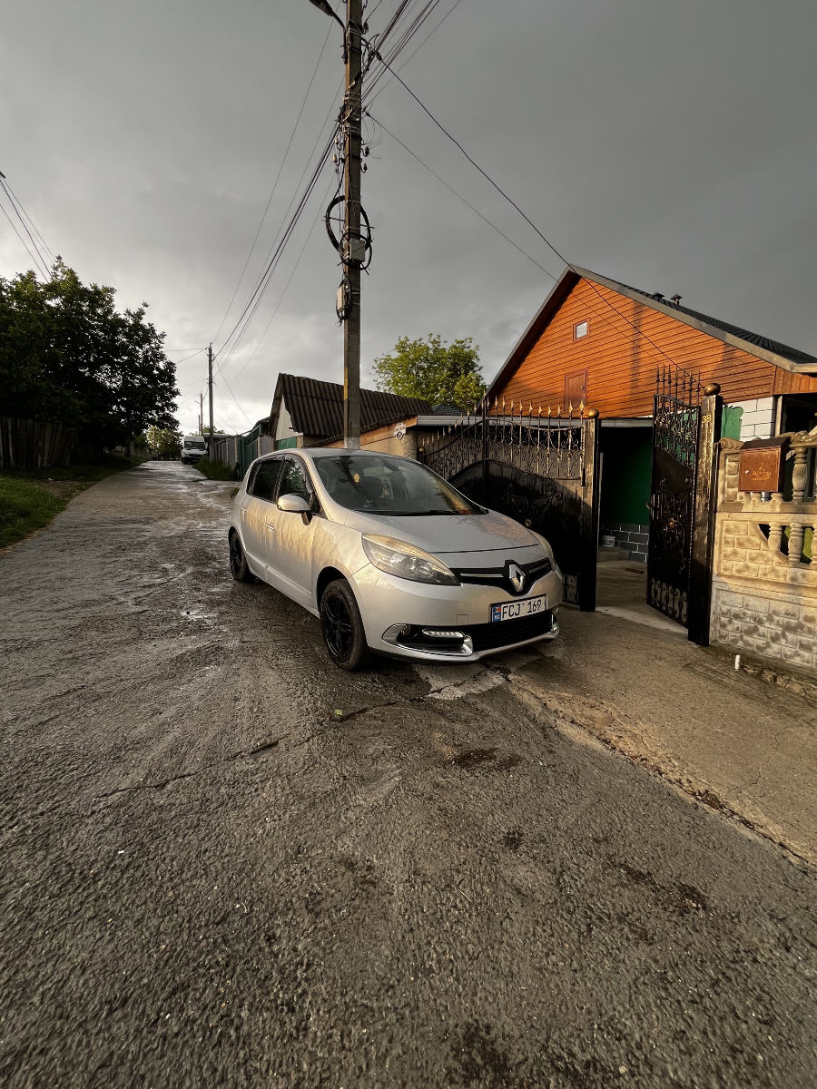 Renault Scenic 2014
