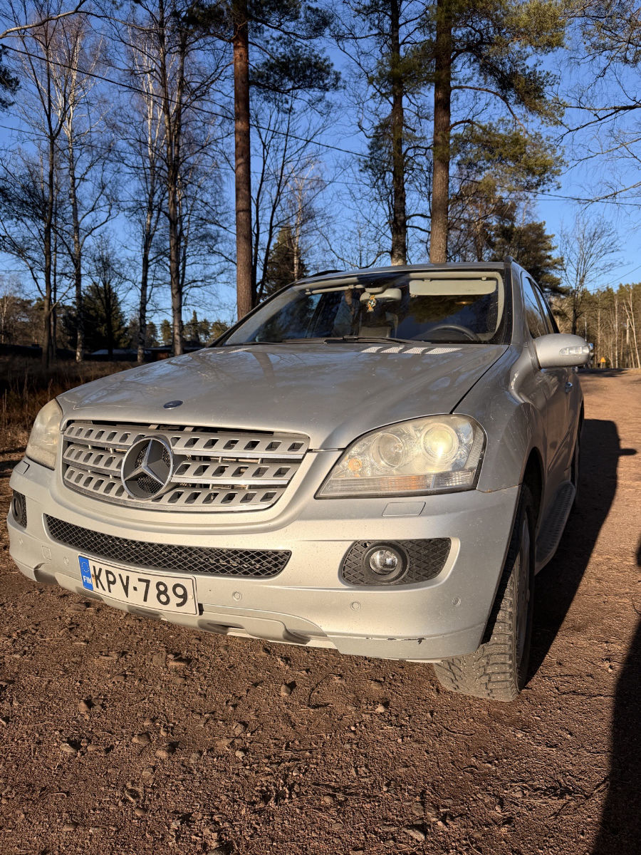 Mercedes M-Class 2006