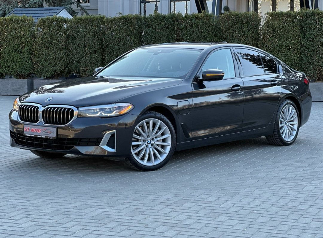 BMW 5 Series 2020