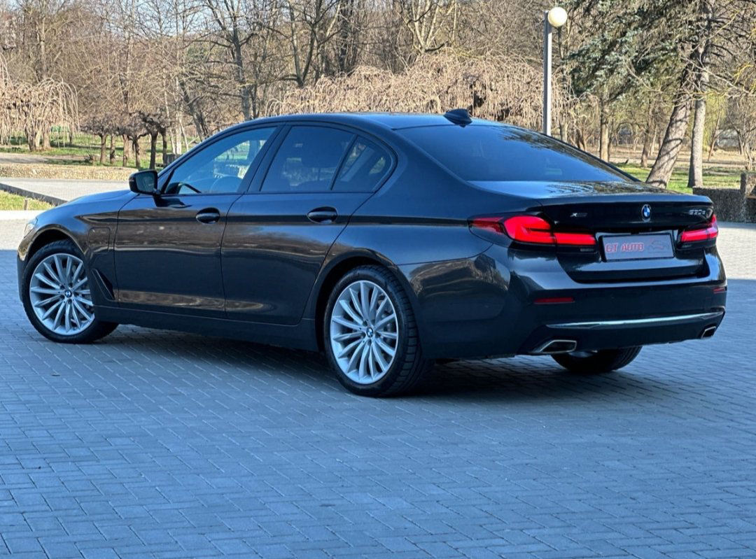 BMW 5 Series 2020
