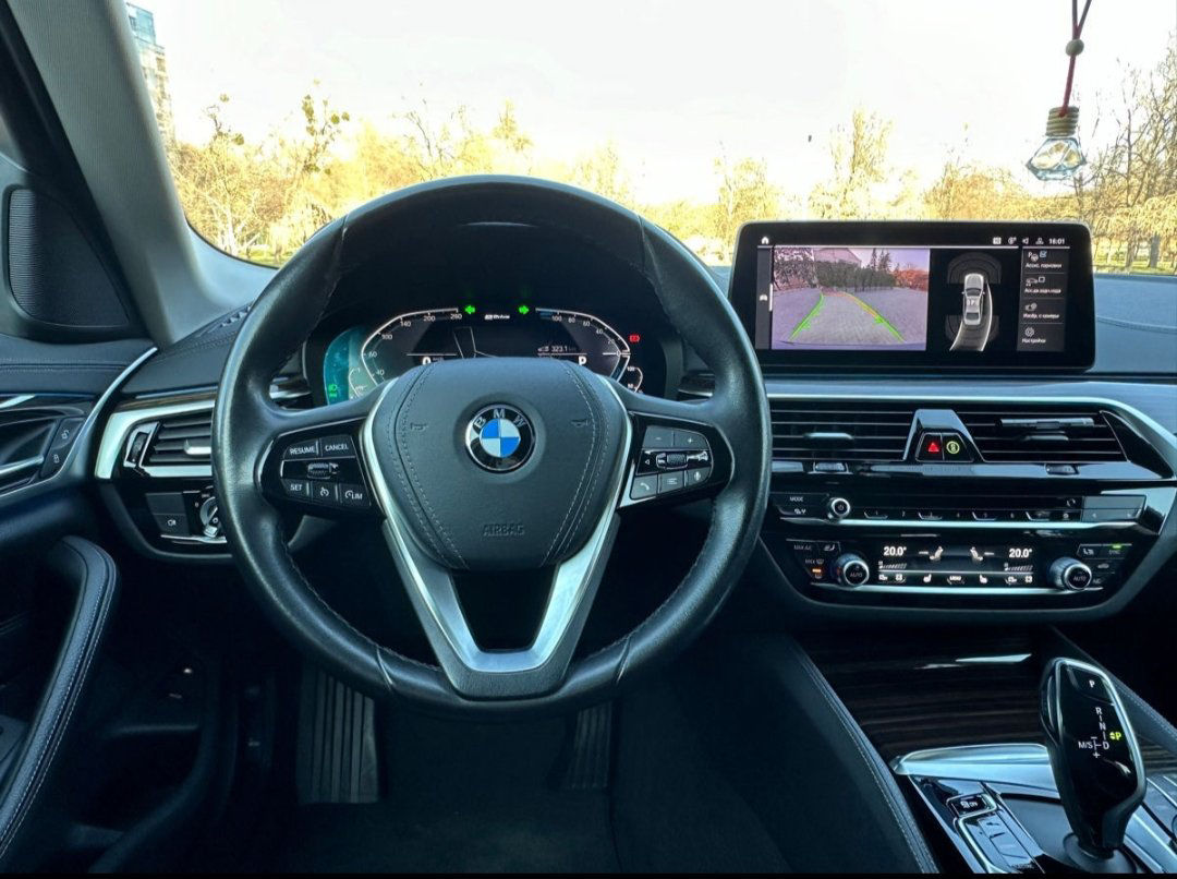 BMW 5 Series 2020